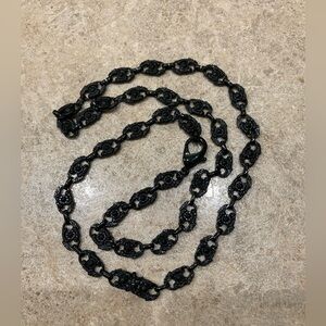 Black chain link necklace and earring set 🖤